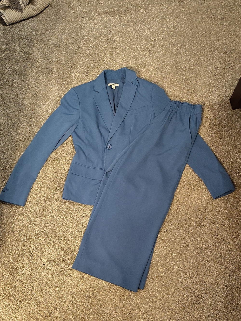 Woman's Light Blue Two-Piece Suit Jacket & Pants